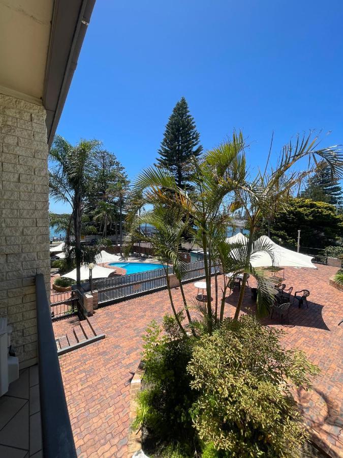 דה אינטרנס El Lago Waters Hotel מראה חיצוני תמונה