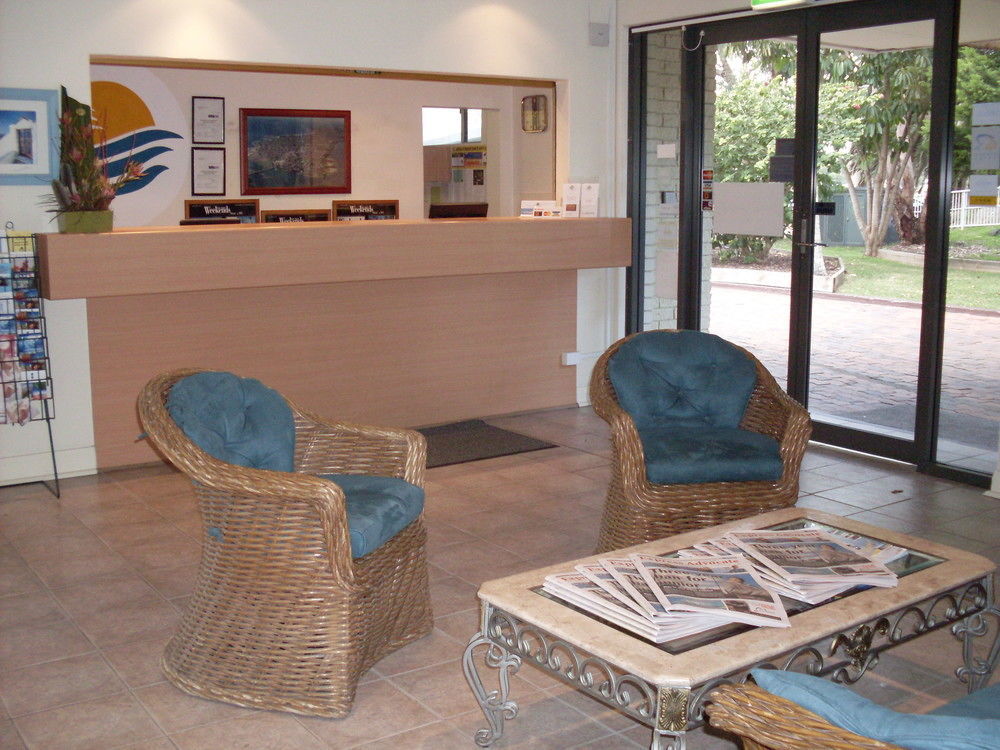 דה אינטרנס El Lago Waters Hotel מראה חיצוני תמונה